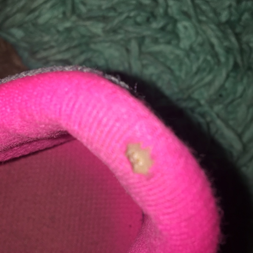 Shoes - Picture 3 of 4